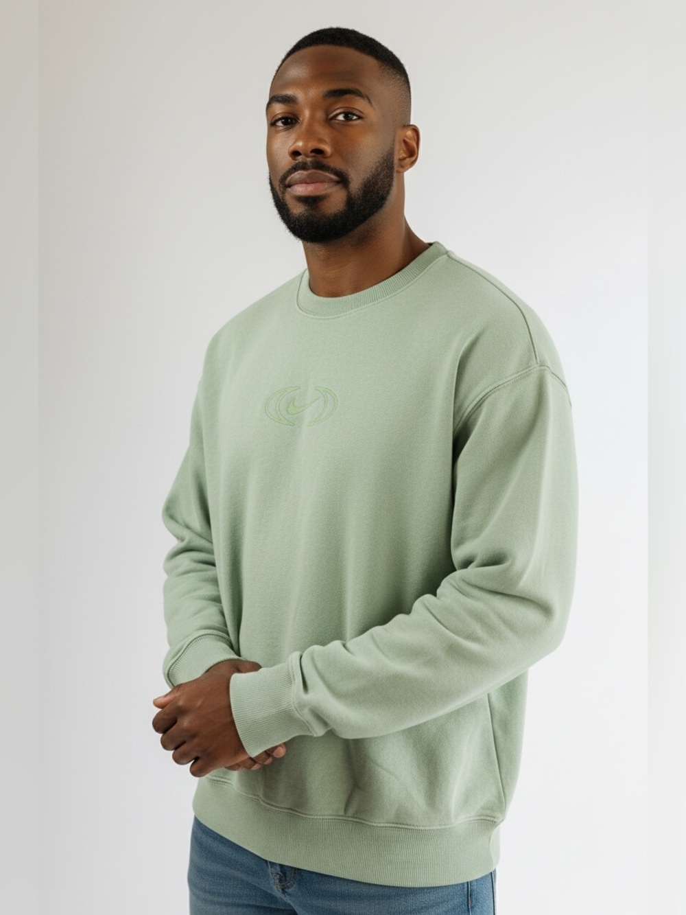 Nike Crewneck Sweater in Sage Green